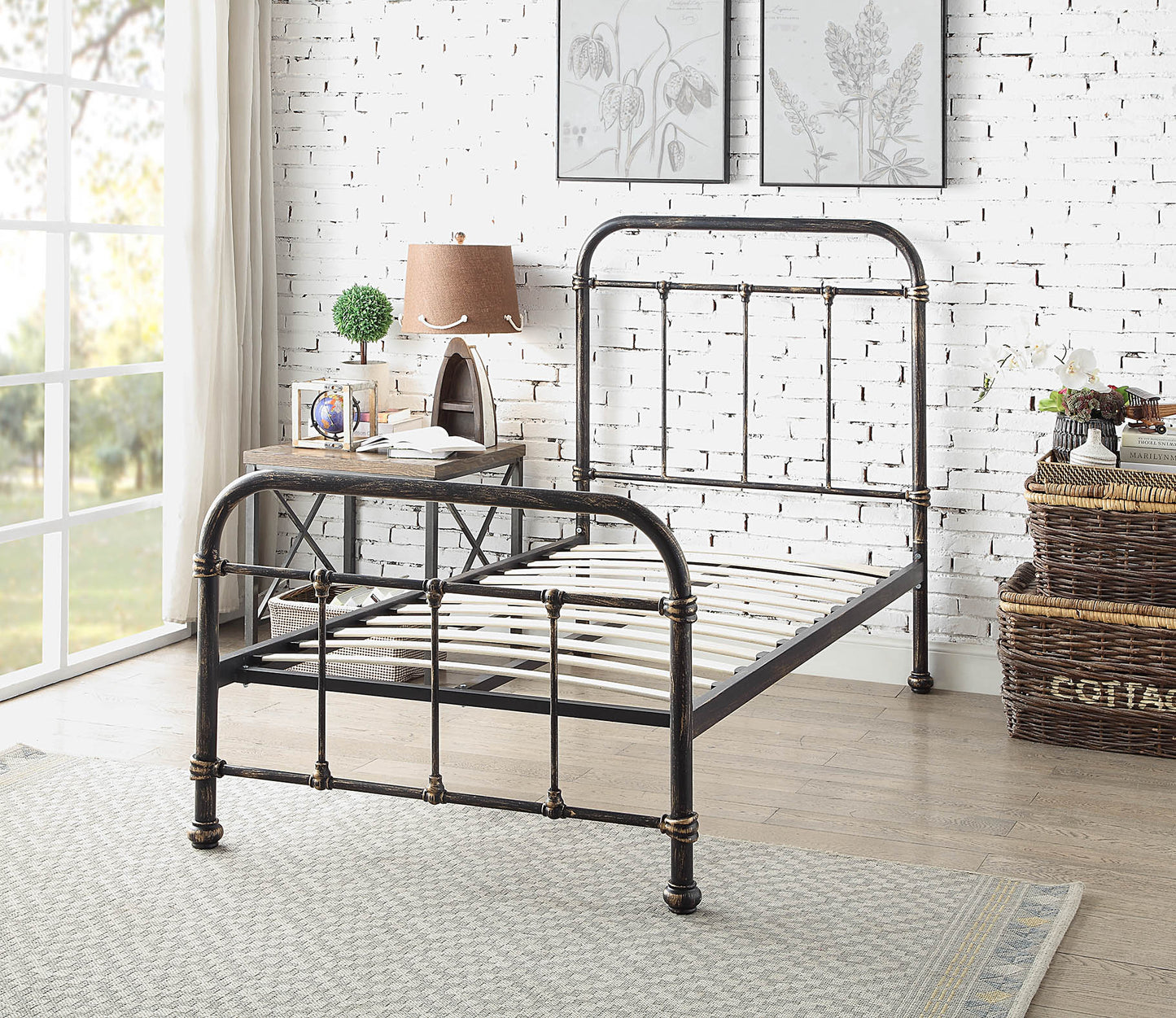 Burford Victorian Metal Bed