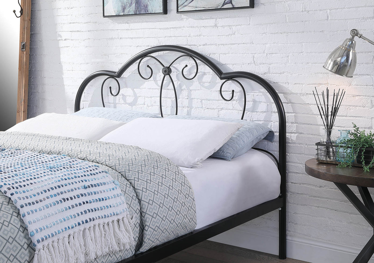 Whitby Vintage Metal Bed