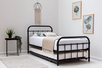 Henley Victorian Black Metal Bed
