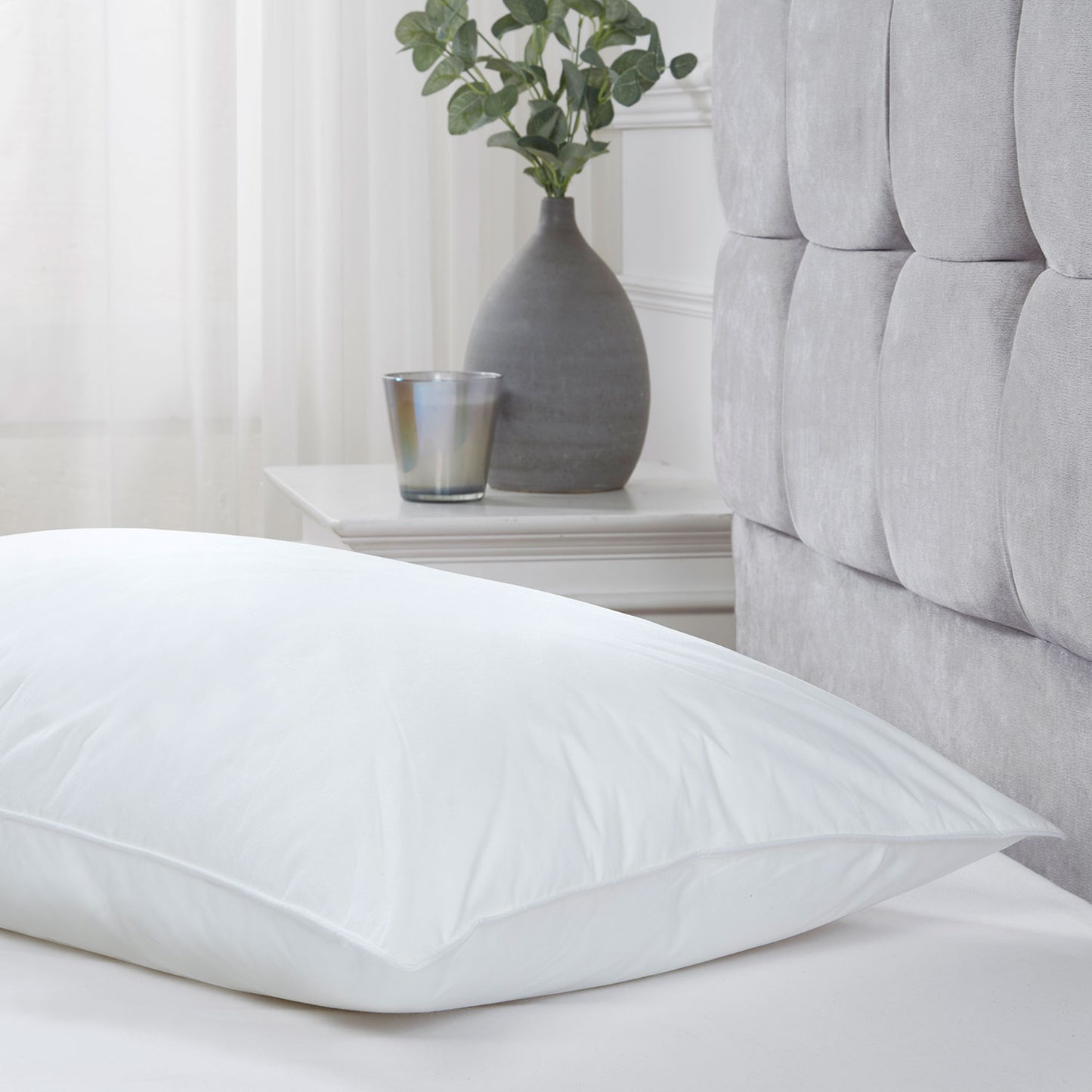 Luxury Feels Like Down Hotel Pillow (Soft)