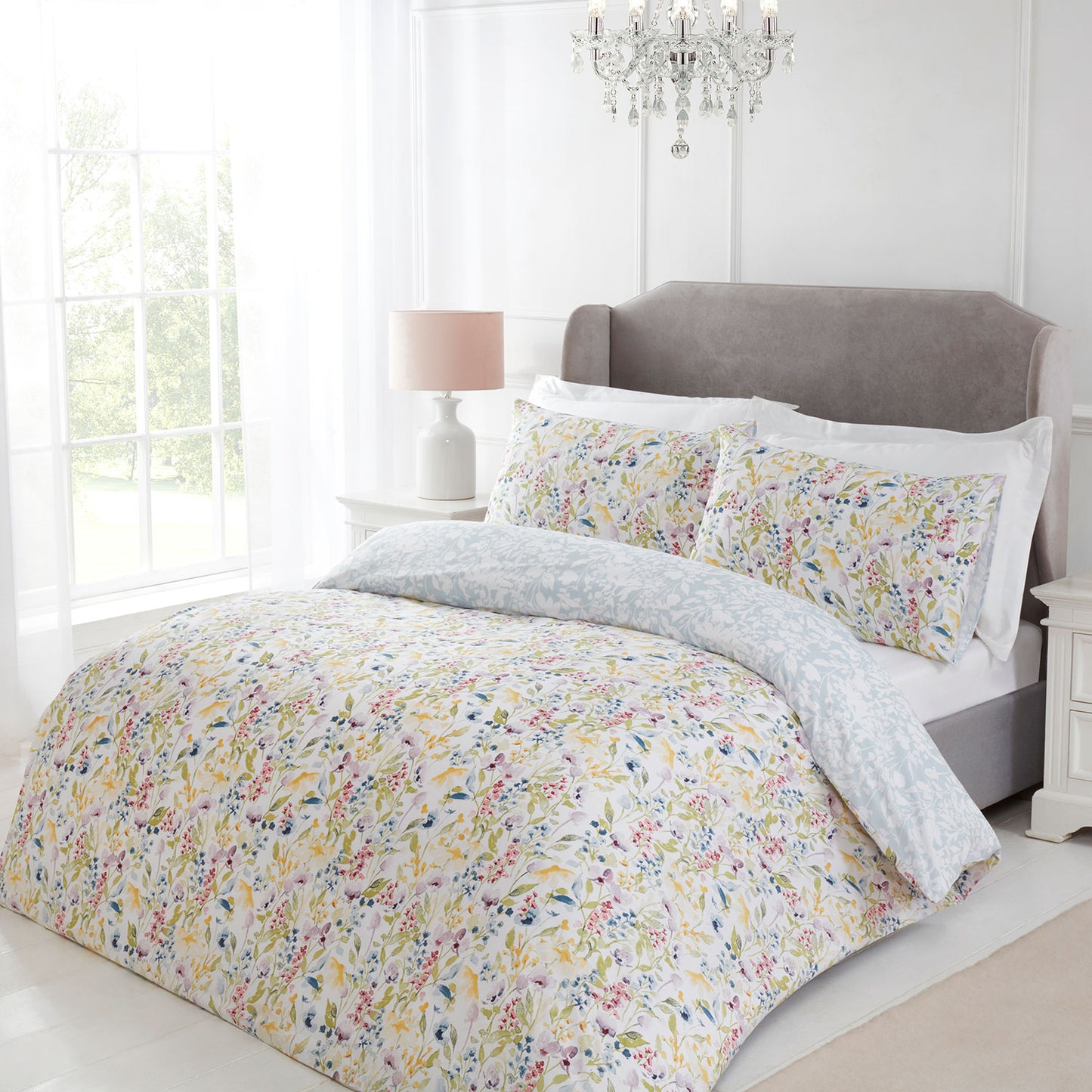 Spring Flowers Reversible Printed Duvet Set